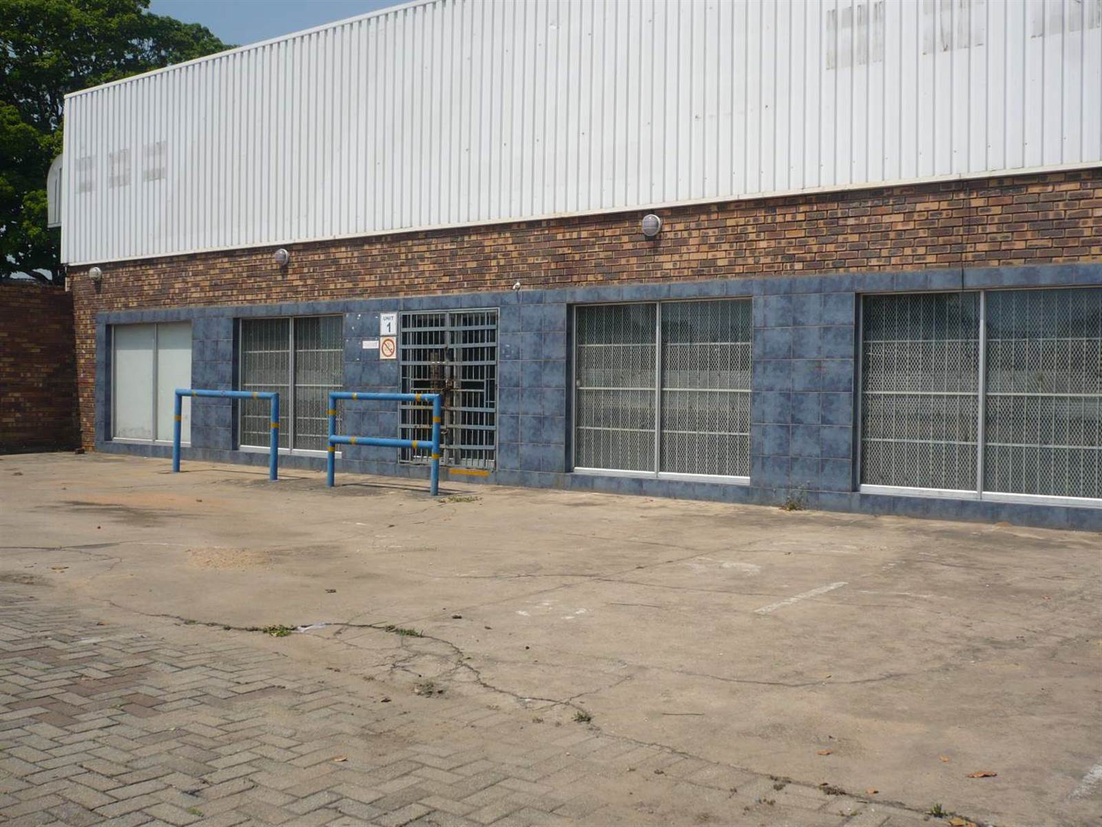 420  m² Commercial space in Nelspruit Central photo number 1
