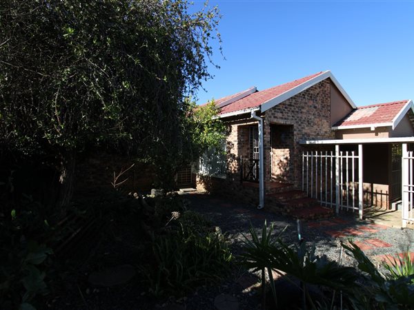 5 Bed House in Uitsig