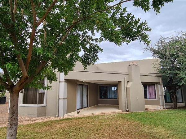 4 Bedroom House 4 Bedroom House