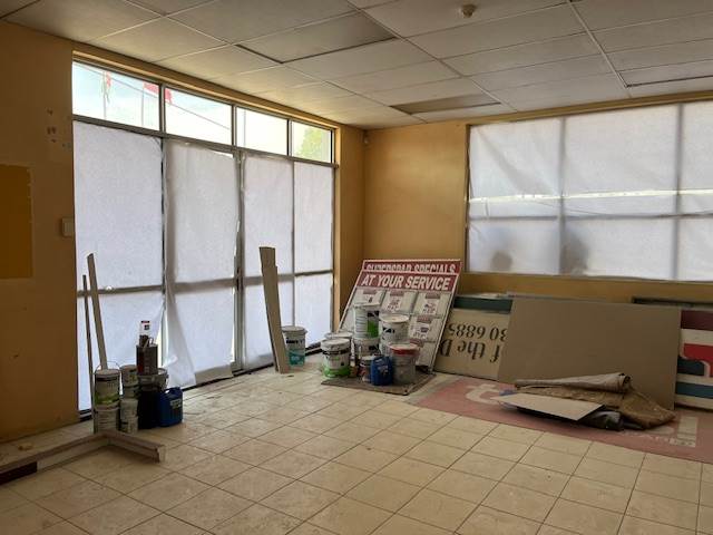 57  m² Retail Space in Parow Central photo number 3
