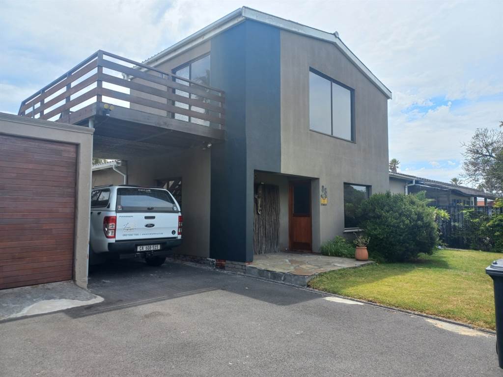 3 Bed House in Milnerton photo number 4