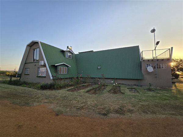 43 ha Farm with House in Potchefstroom Central