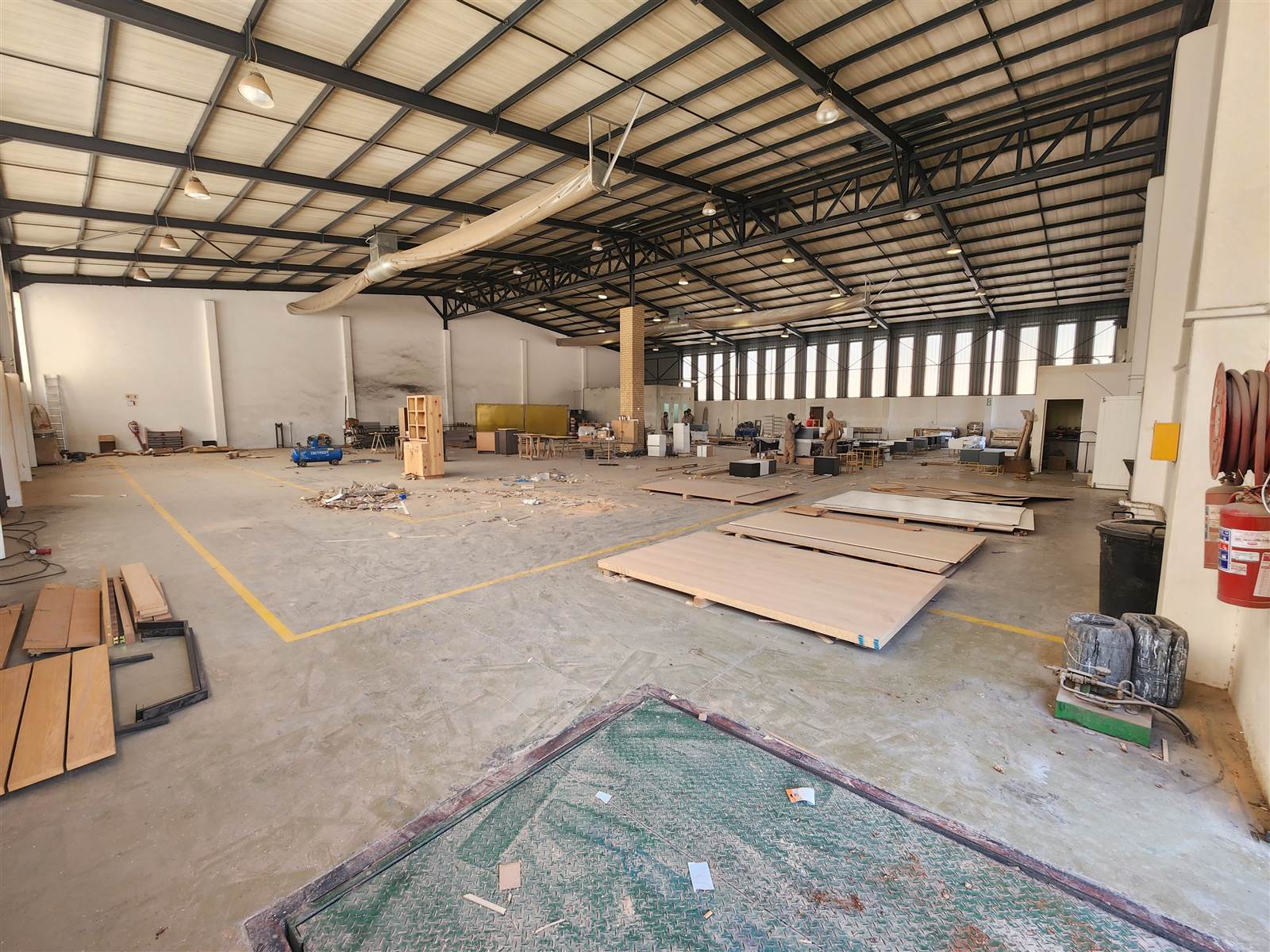 1311  m² Industrial space in North Riding photo number 7