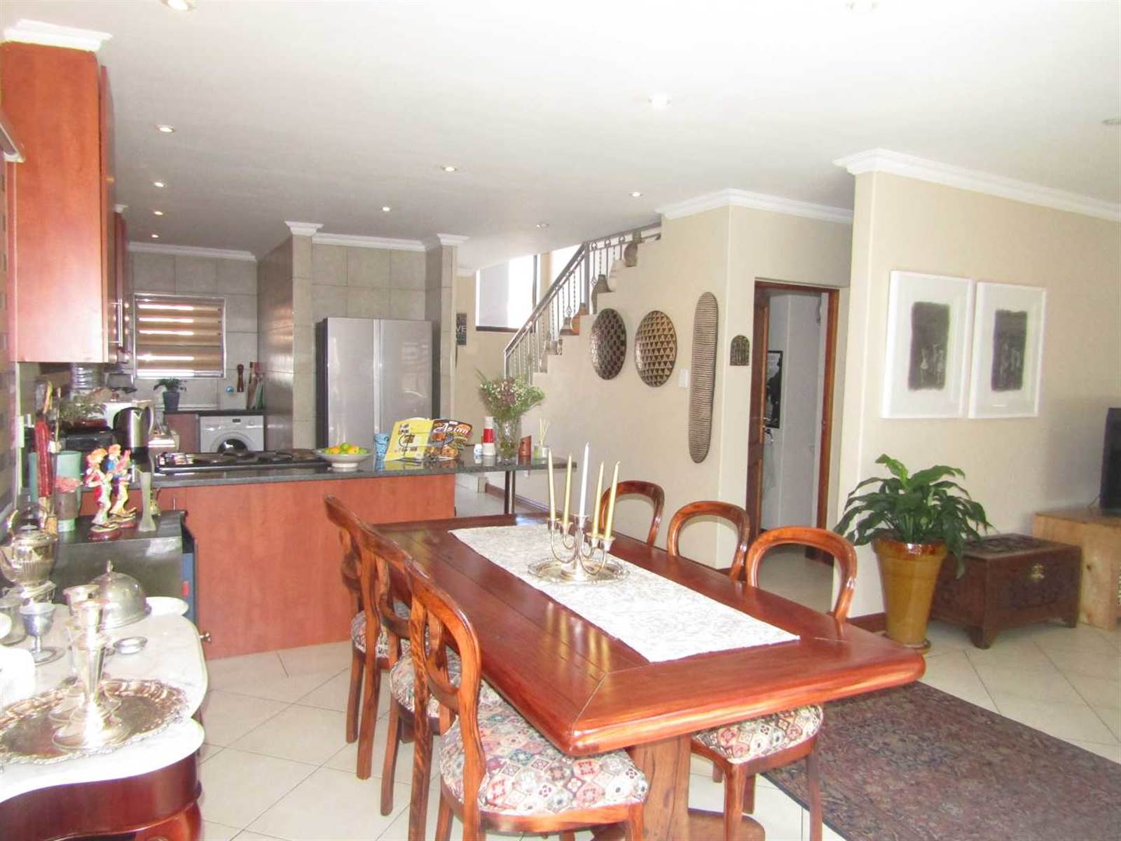 4 Bed Townhouse in Sydenham photo number 7
