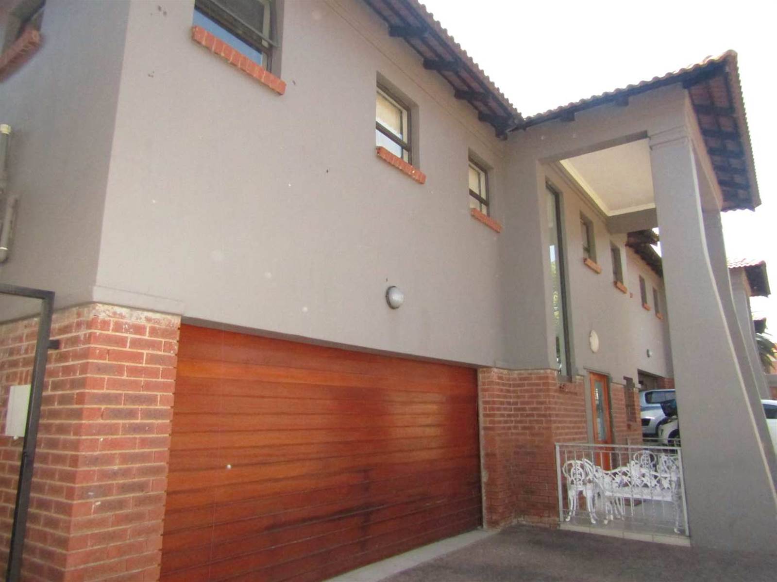 4 Bed Townhouse in Sydenham photo number 4