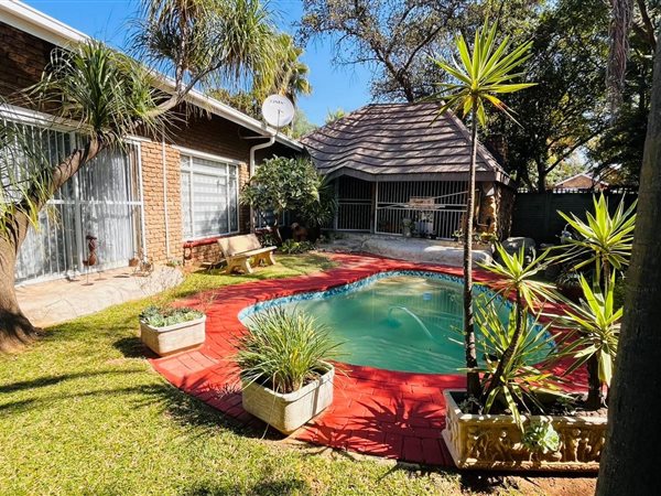3 Bedroom House 3 Bedroom House