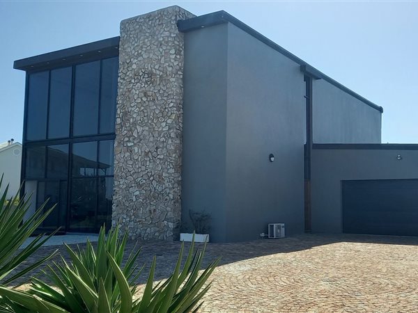 3 Bedroom House 3 Bedroom House