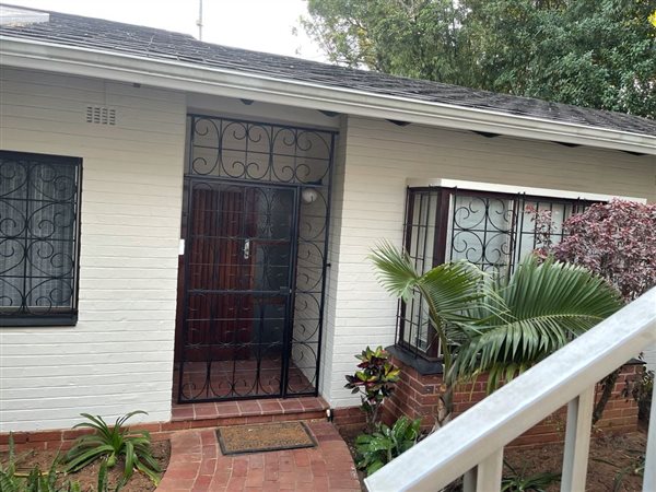 4 Bedroom House 4 Bedroom House