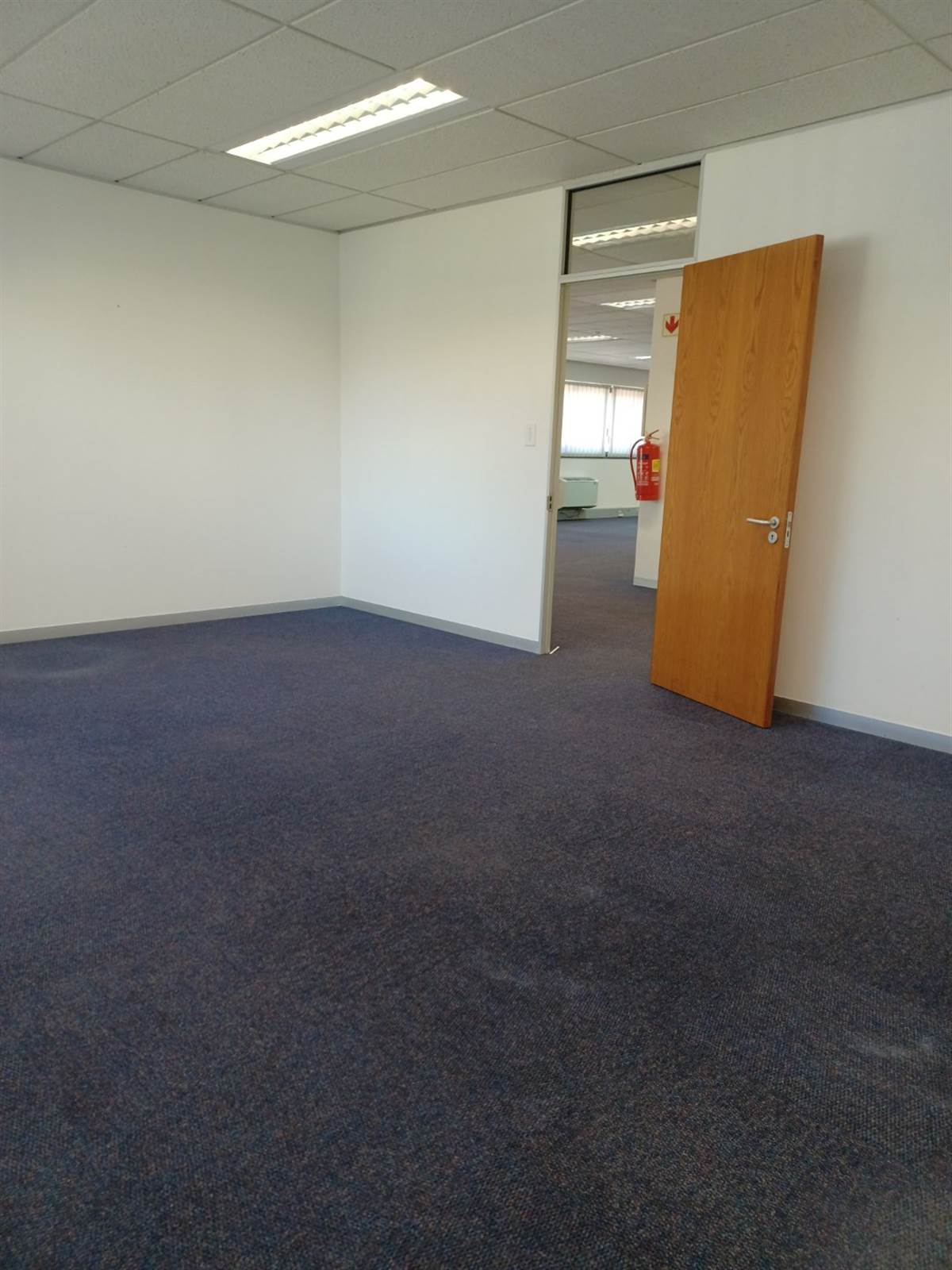 Office space in Pinelands photo number 9