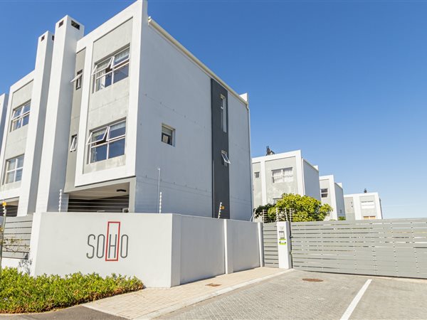 2 Bed Townhouse in Parklands North