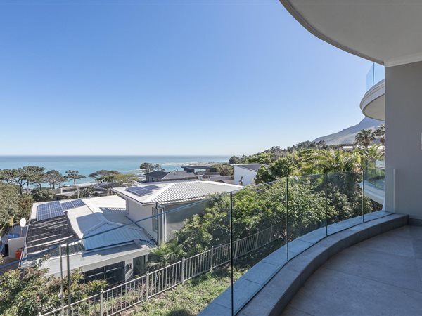 3 Bed Duplex in Camps Bay