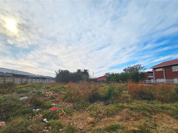 450 m² Land available in Acaciaville