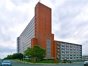1 Bed Apartment in Ferndale