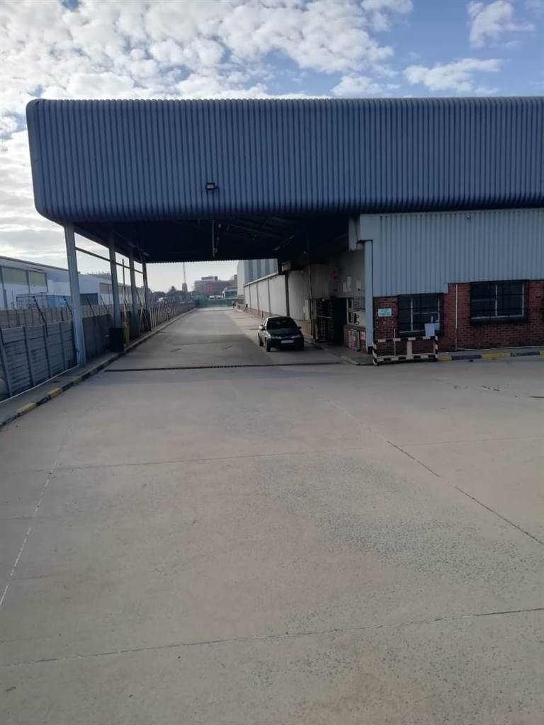 34878  m² Industrial space in Elandsfontein AH photo number 1