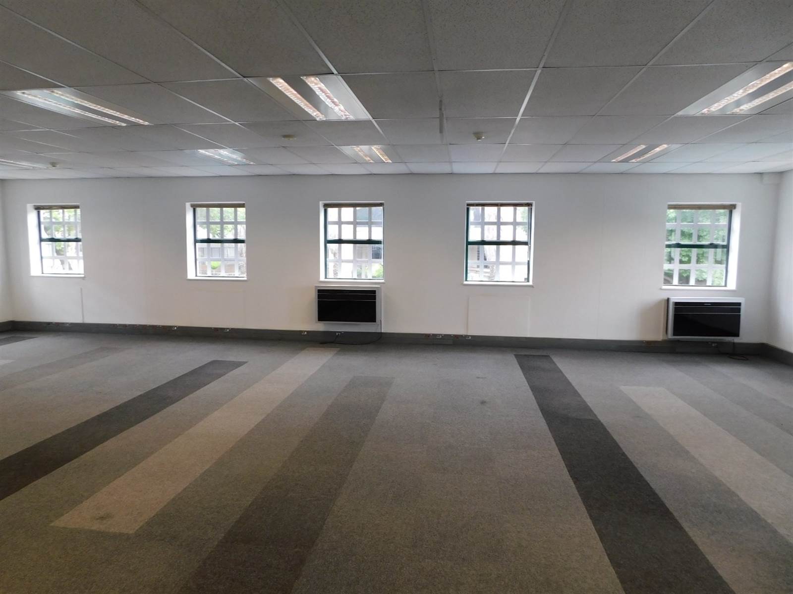 376  m² Office Space in Rosebank photo number 15