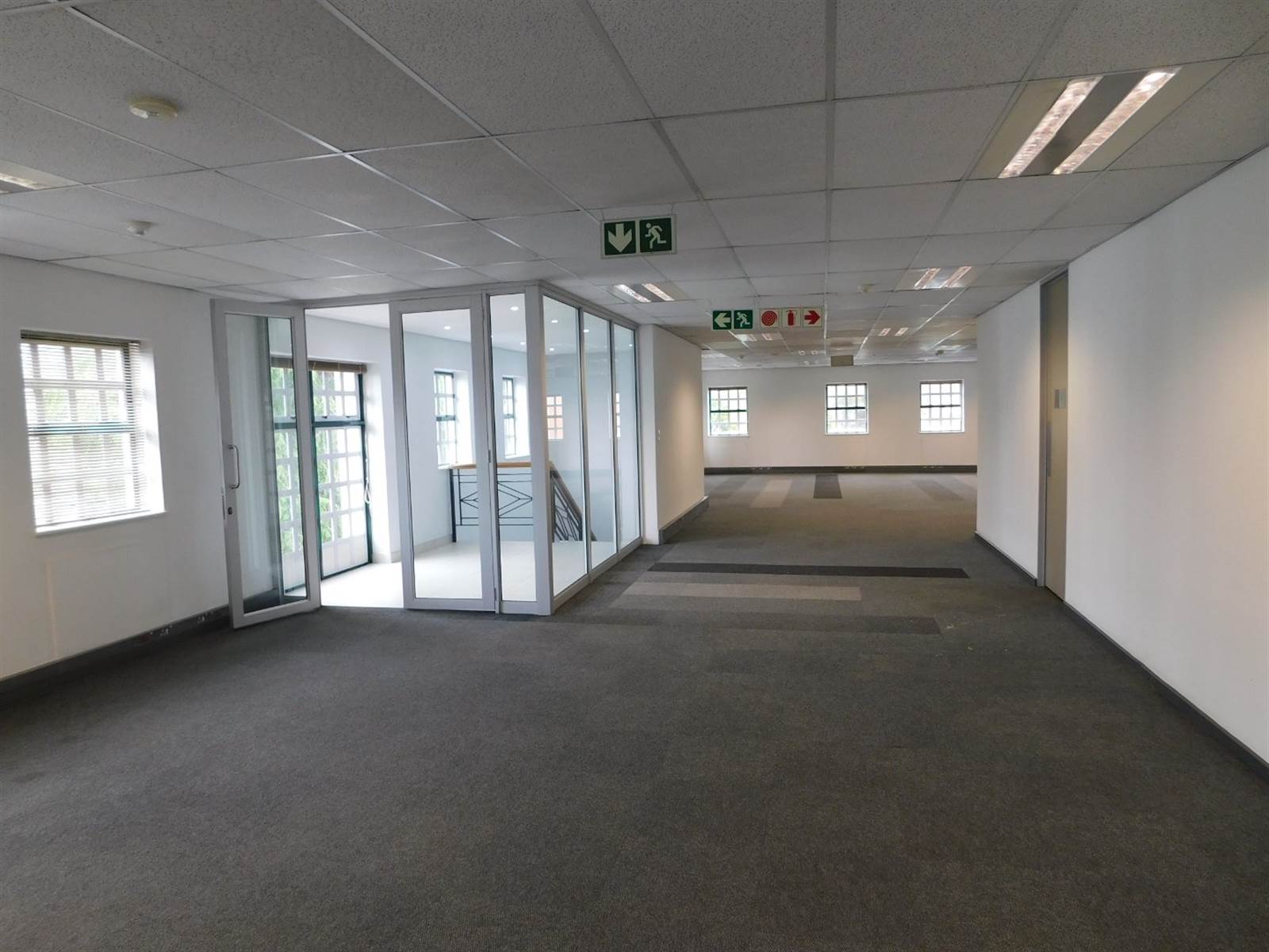 376  m² Office Space in Rosebank photo number 7