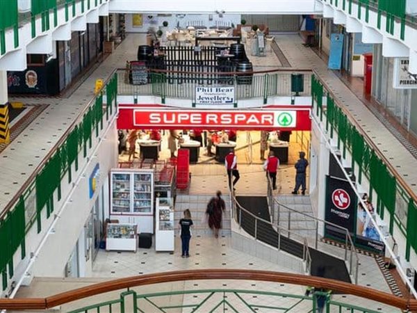 72.5 m² Retail Space 72.5 m² Retail Space