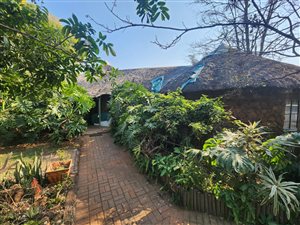 1 956 m² farm in Hartbeespoort Dam