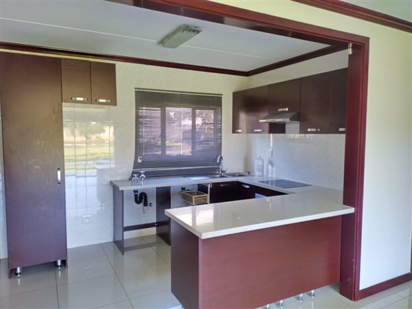 2 Bed Apartment in Summerset
