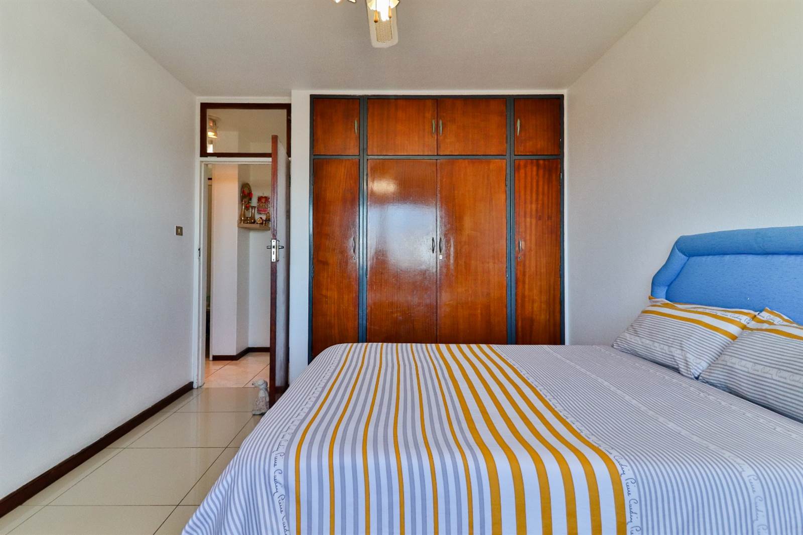 2.5 Bed Apartment in Amanzimtoti photo number 15