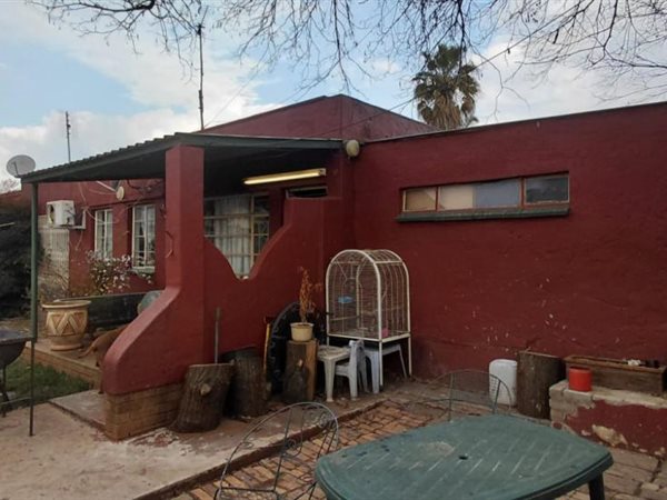 2 Bedroom Flat