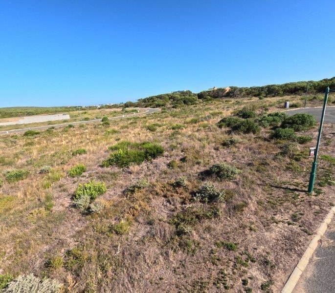 684 m² Land available in Kleinbaai photo number 11