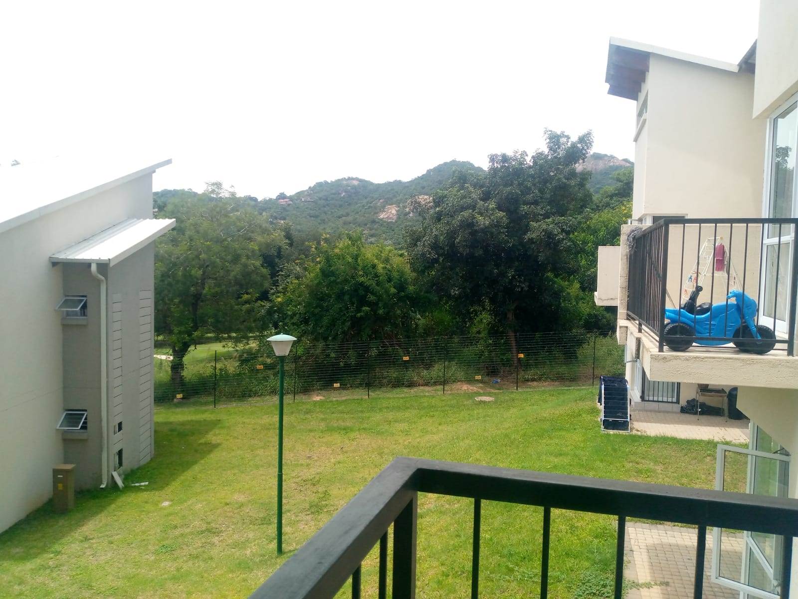 1.5 Bed Apartment in Nelspruit photo number 17
