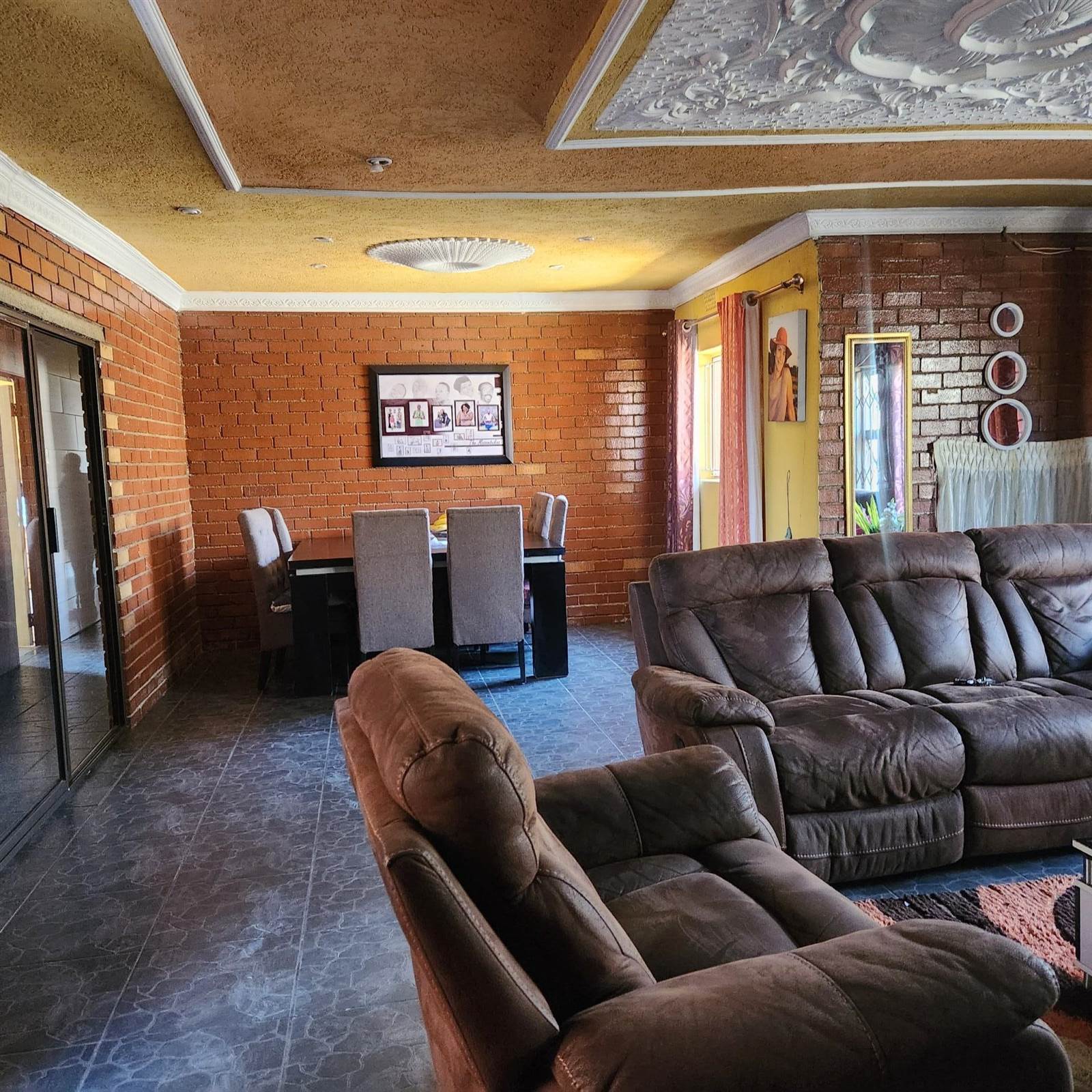 4 Bed House in Tembisa photo number 26