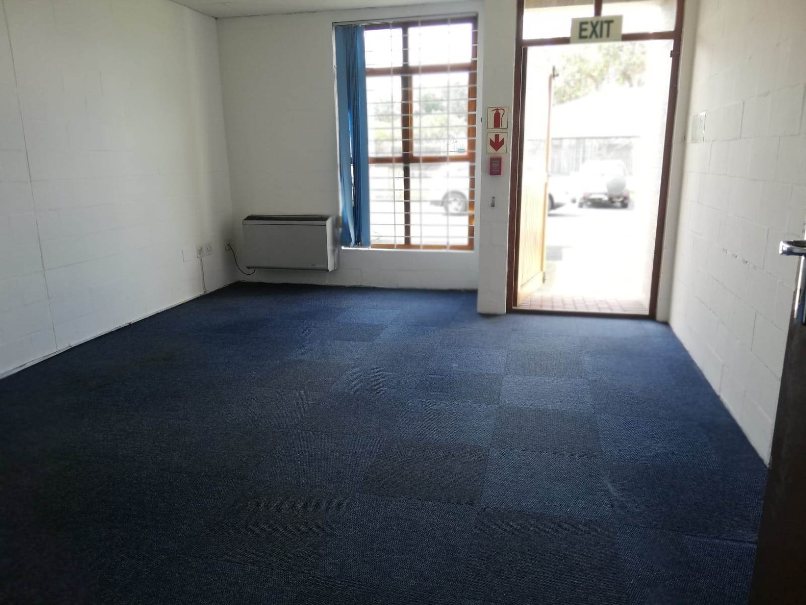 242  m² Commercial space in Ottery photo number 8