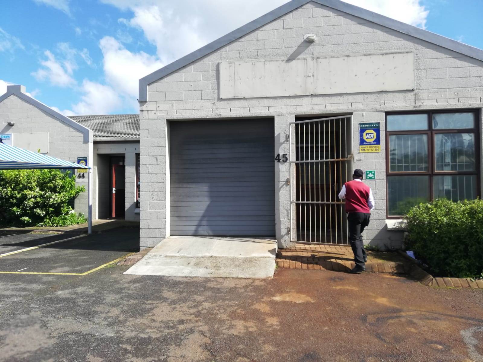 242  m² Commercial space in Ottery photo number 5