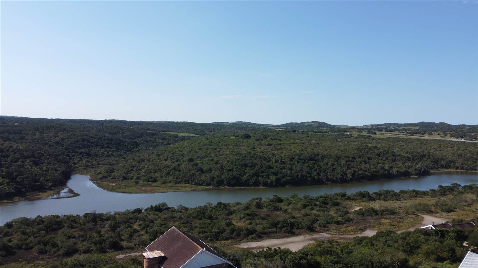 699 m² Land available in Kleinemonde photo number 1