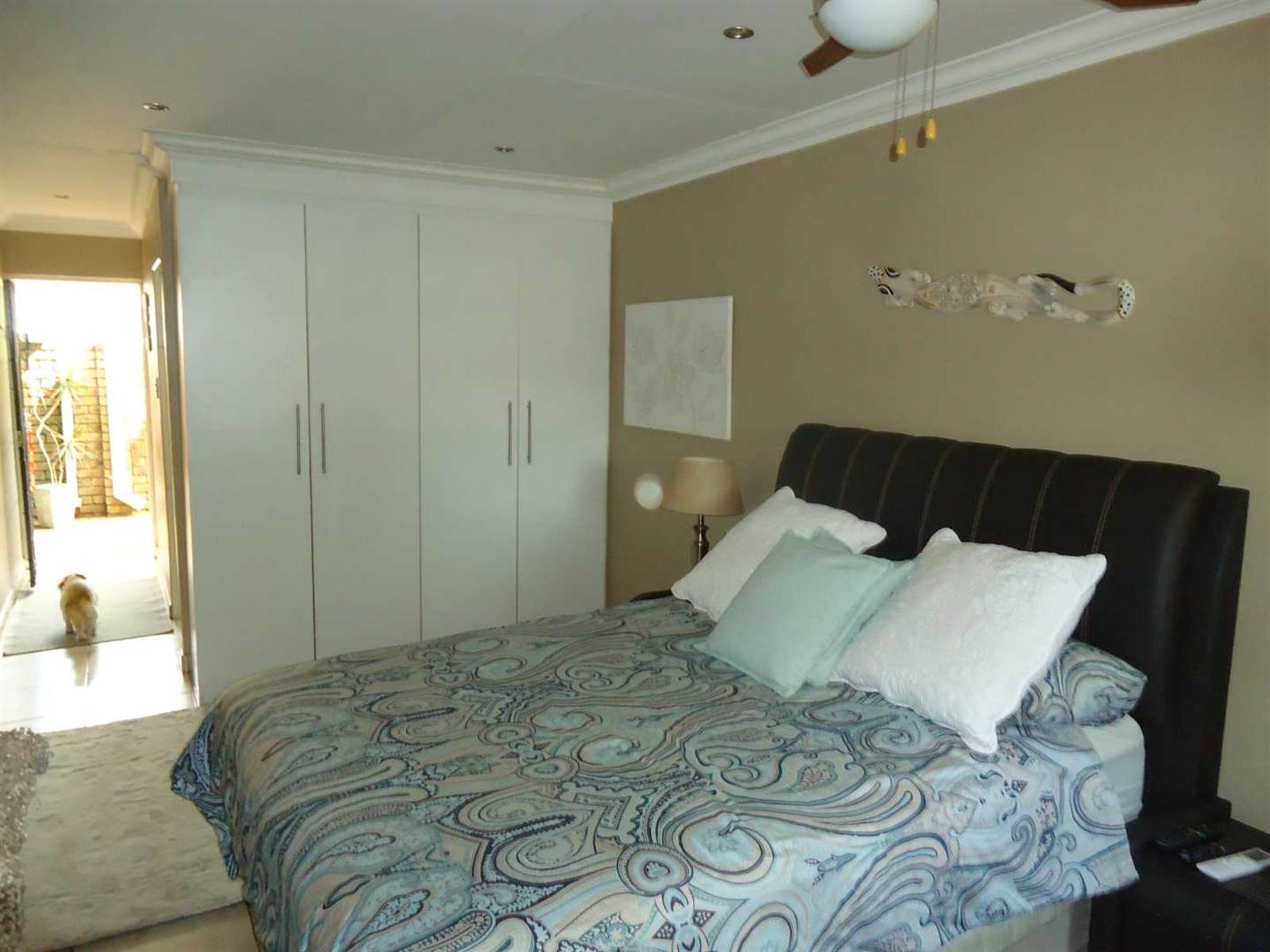 4 Bed House in Parktown Estate photo number 20