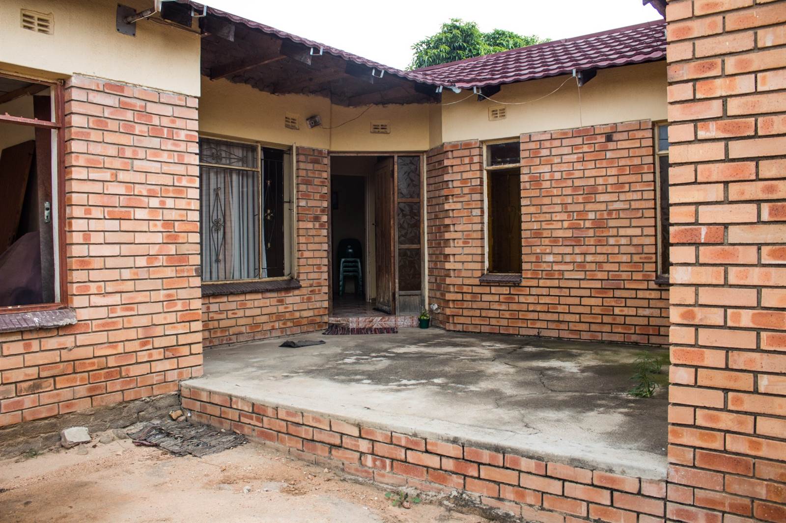 3 Bed House in Thulamahashe photo number 2