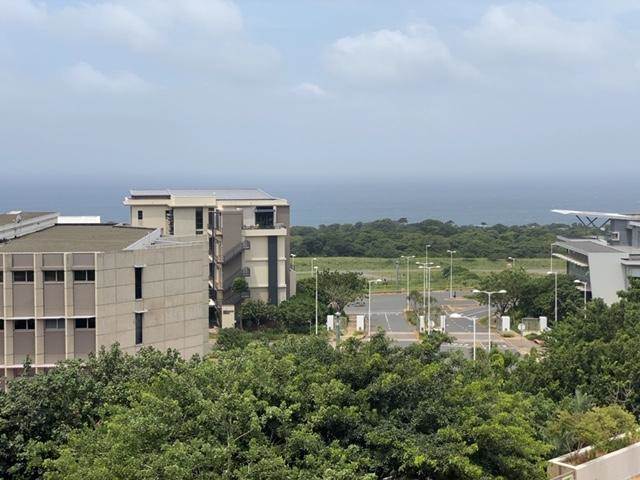 877  m² Commercial space in Umhlanga Ridge photo number 1