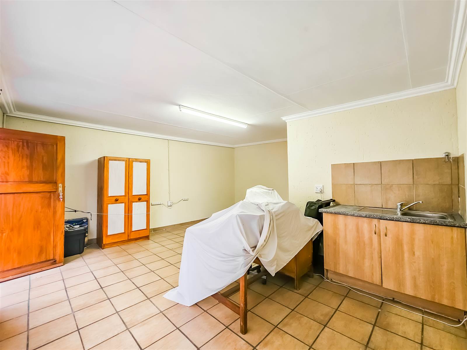 3 Bed Duet in Garsfontein photo number 26