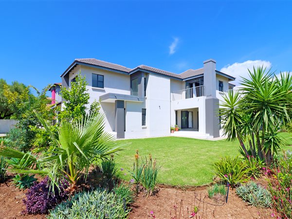 3 Bedroom House 3 Bedroom House