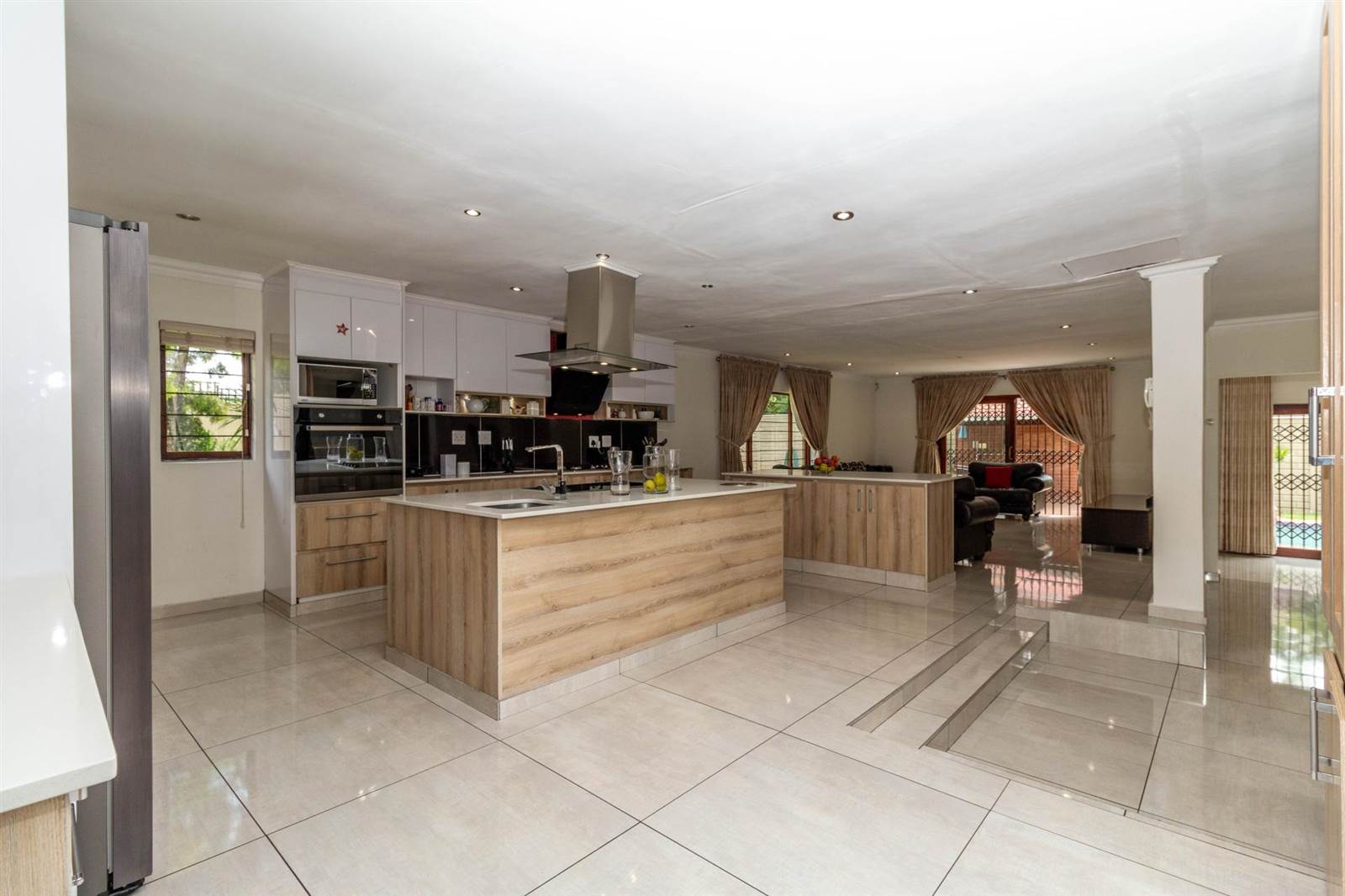 4 Bed House in Randpark Ridge photo number 7