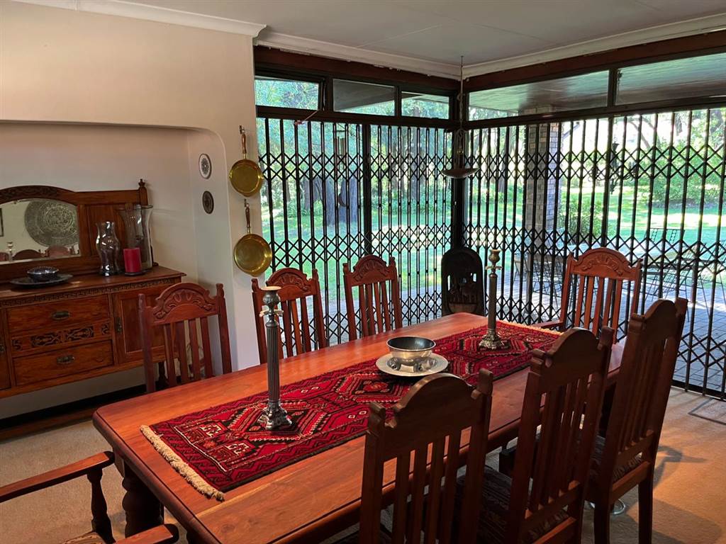 4 Bed House in Randjesfontein photo number 6