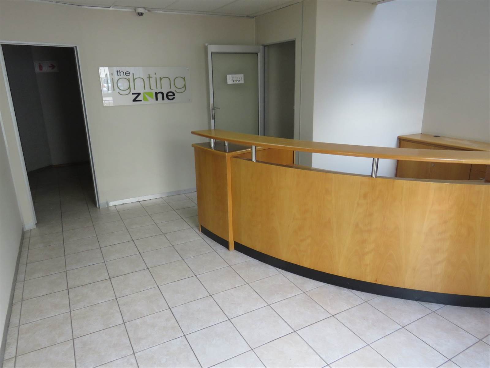 200  m² Commercial space in Lonehill photo number 3
