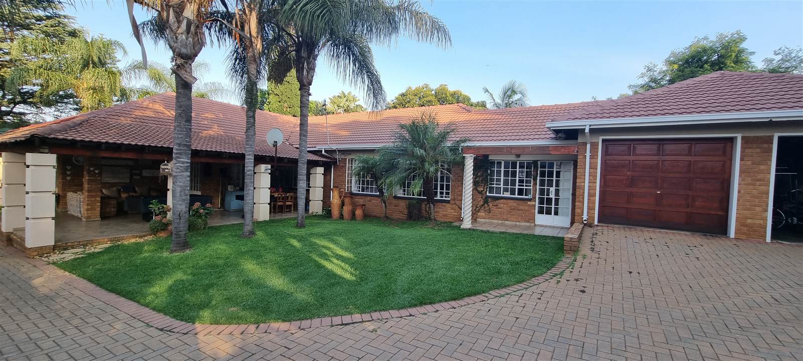 4 Bed House in Constantia Park photo number 26
