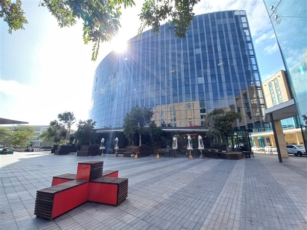 450  m² Commercial space in Century City