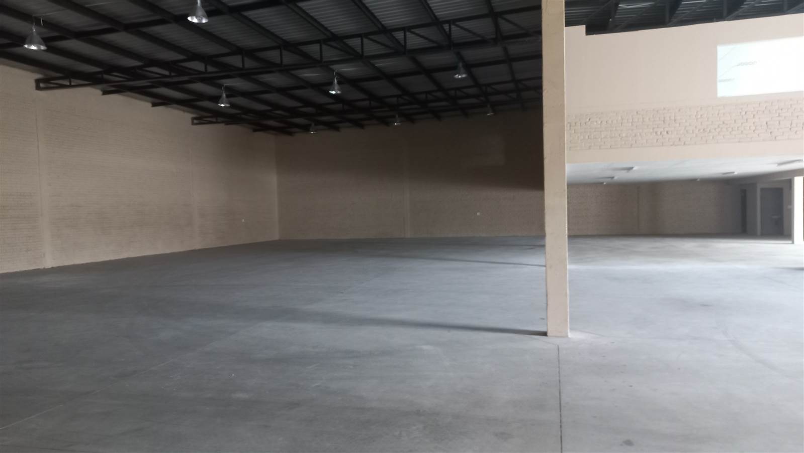 1309  m² Industrial space in Pomona photo number 10