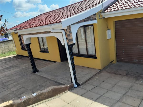 3 Bedroom House 3 Bedroom House