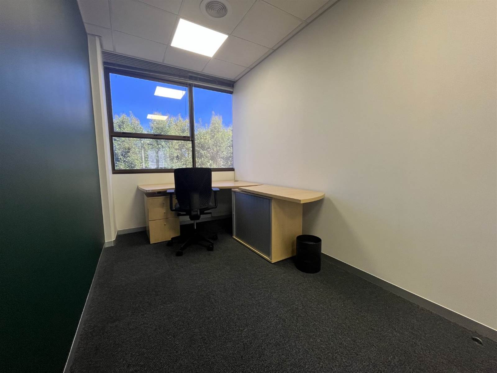 18  m² Office Space in Morningside photo number 5