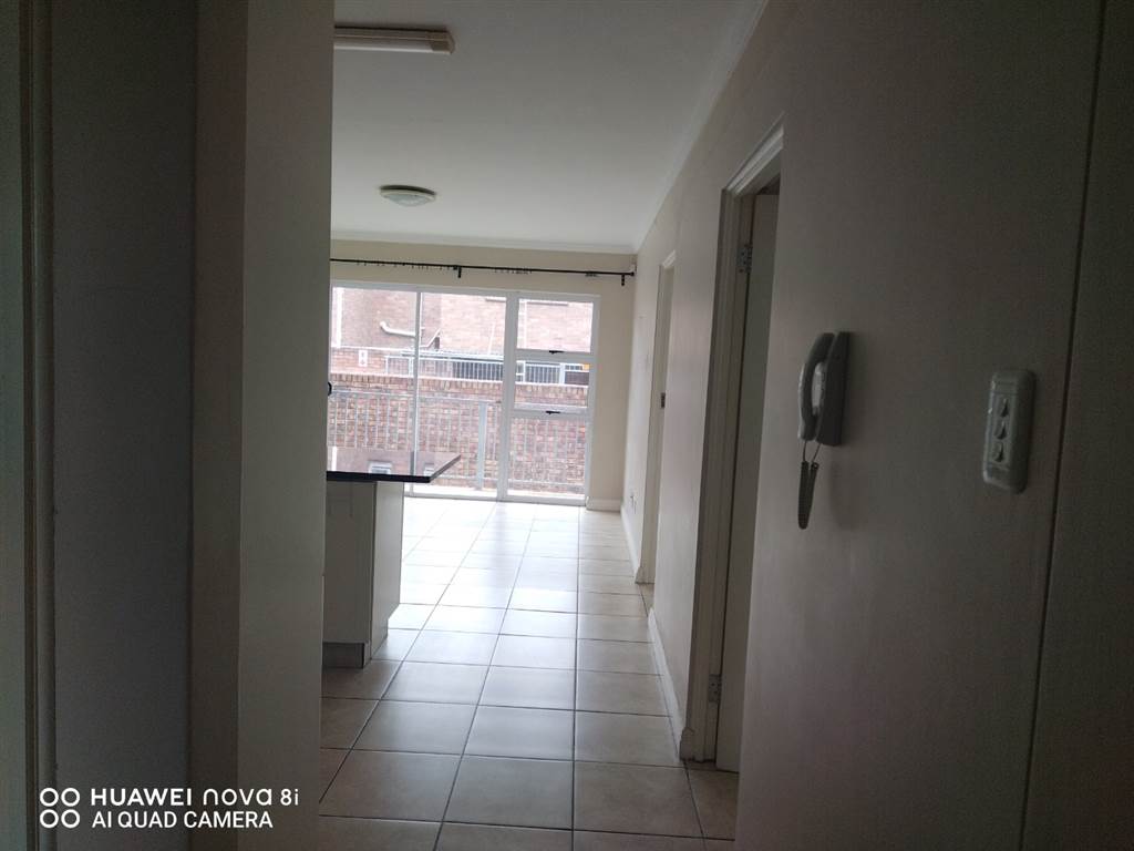 2 Bed Apartment To Rent In Grahamstown Central 