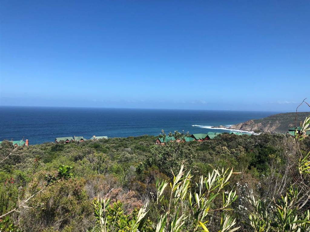 864 m² Land available in Herolds Bay photo number 15