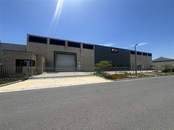 5 130 m² Industrial space 5 130 m² Industrial space