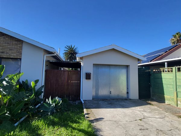 3 Bedroom House 3 Bedroom House