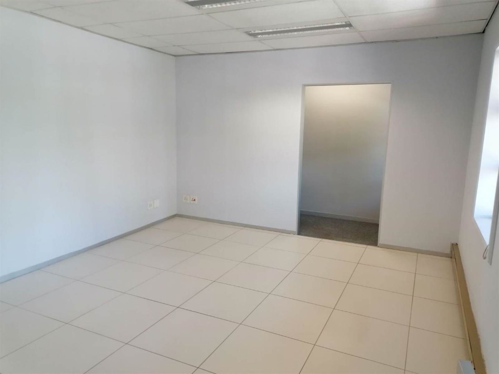 479  m² Commercial space in Bryanston photo number 4