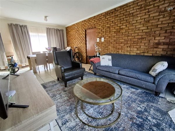 2 Bed Apartment